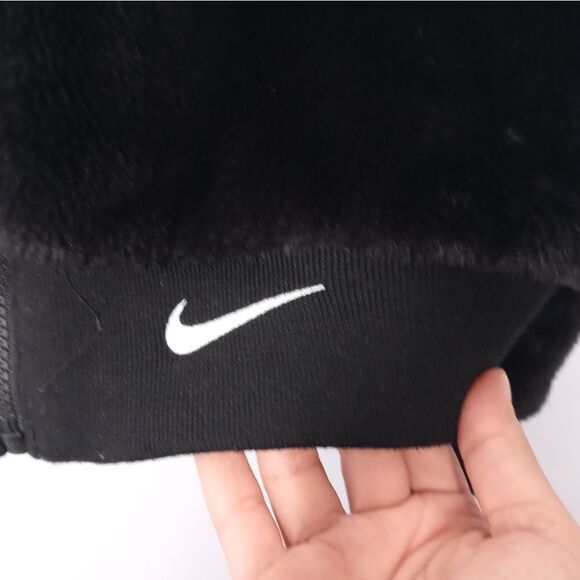 Nike black faux fur zip up jacket size small - Picture 5 of 8